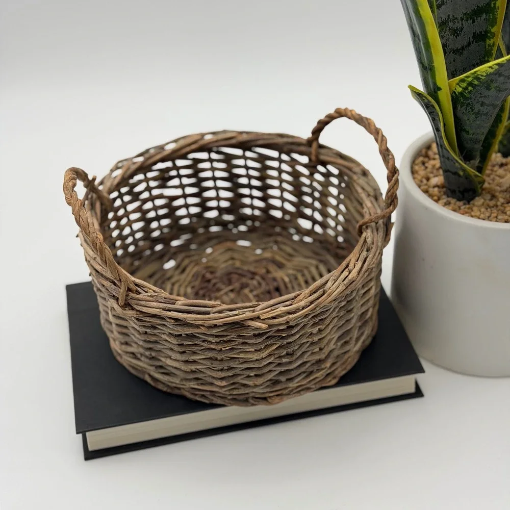 Vintage Hand Woven Twig Basket w Handles Round Decorative Rustic Farmhouse 7.5